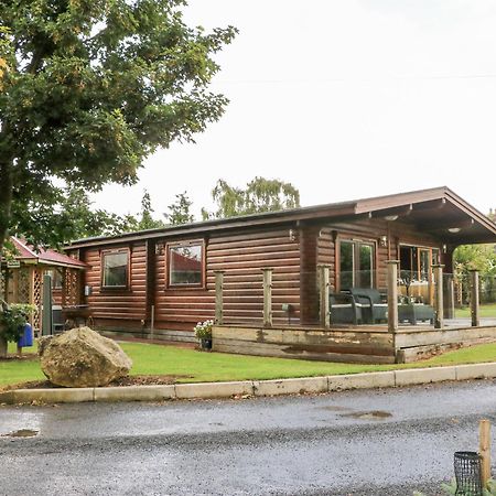 Heathcliff Villa นอร์ทอัลเลอร์ทัน ภายนอก รูปภาพ