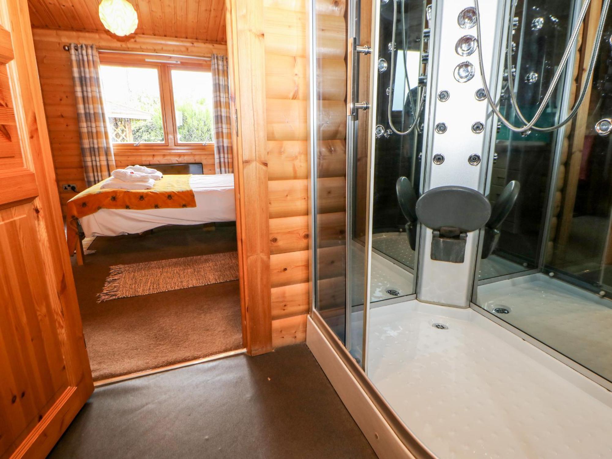 Heathcliff Villa นอร์ทอัลเลอร์ทัน ภายนอก รูปภาพ