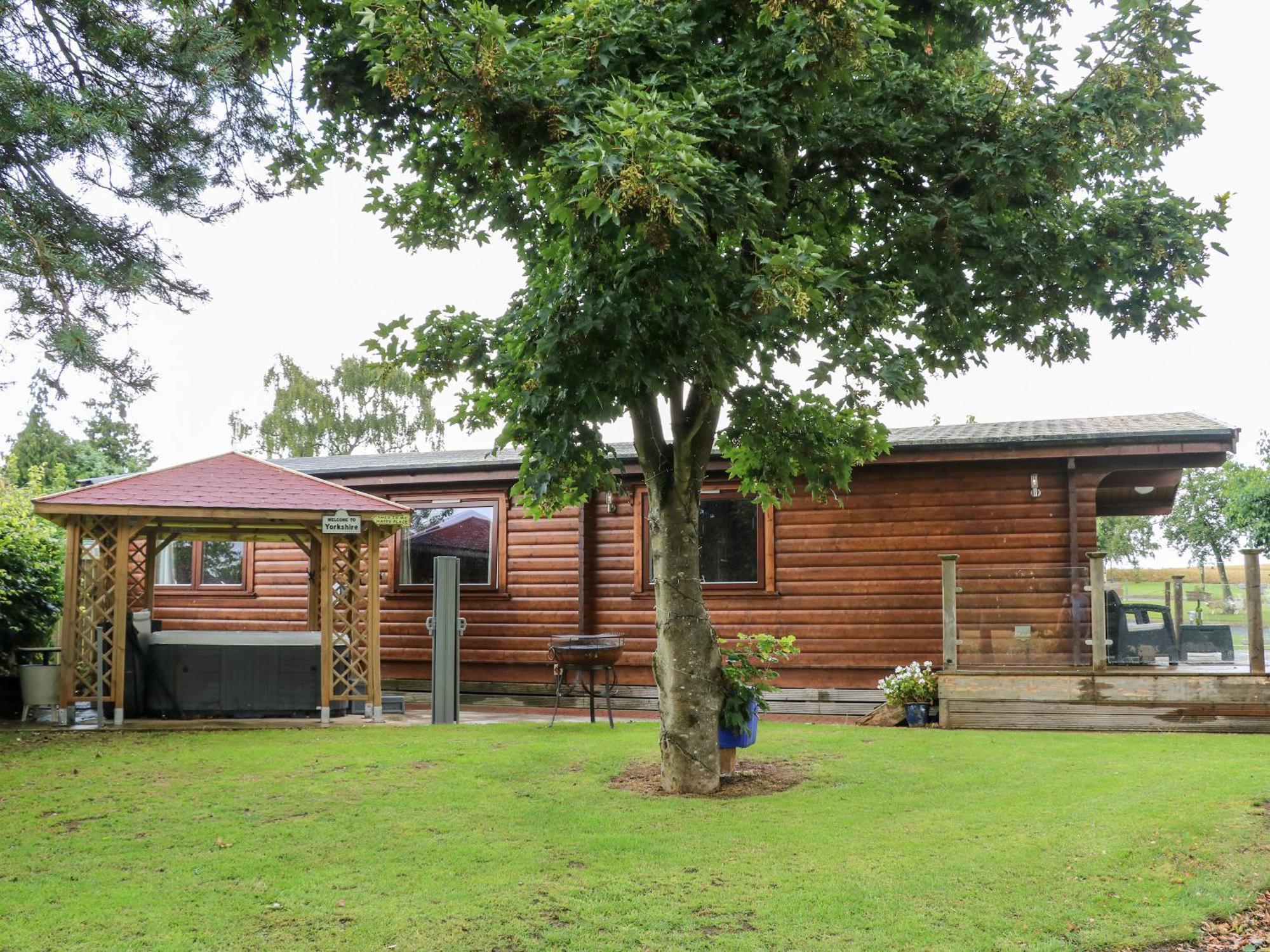 Heathcliff Villa นอร์ทอัลเลอร์ทัน ภายนอก รูปภาพ